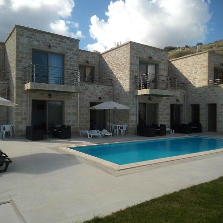 Villa Stylianos And Studios Kíssamos Extérieur photo