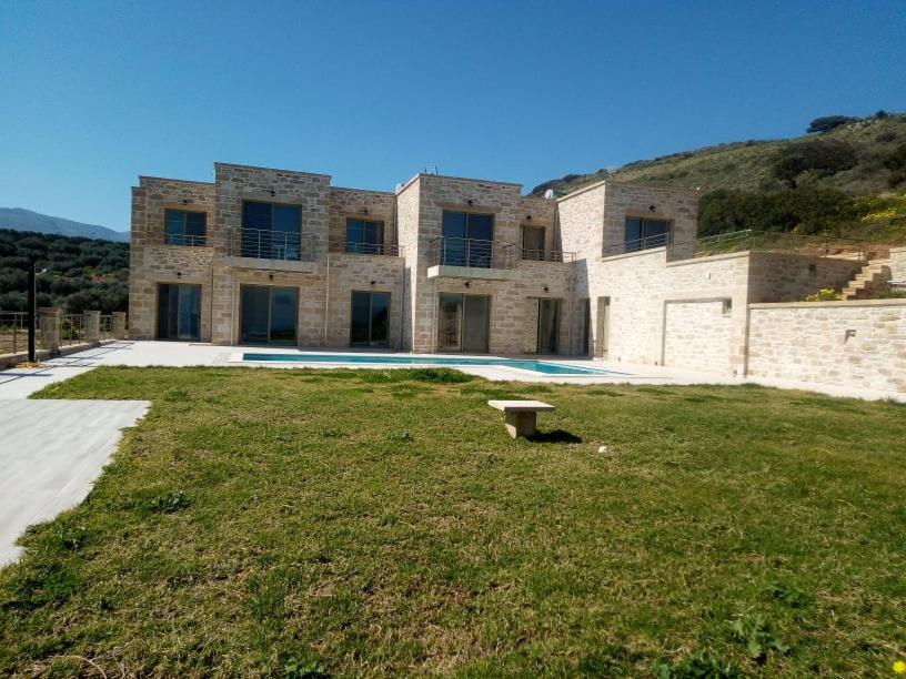 Villa Stylianos And Studios Kíssamos Extérieur photo