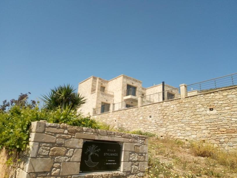 Villa Stylianos And Studios Kíssamos Extérieur photo