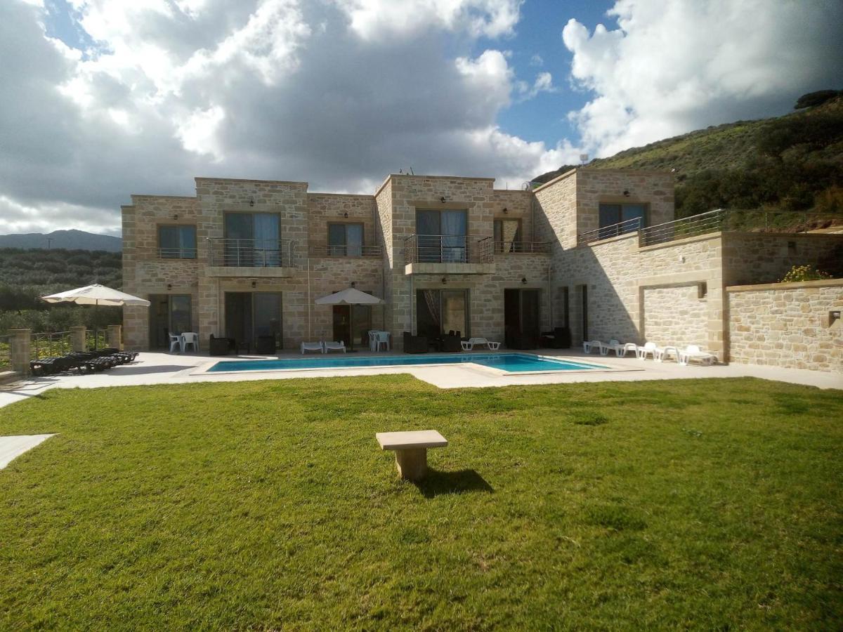 Villa Stylianos And Studios Kíssamos Extérieur photo
