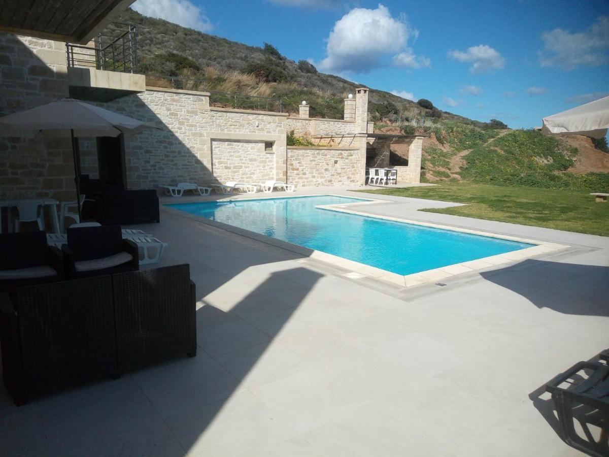 Villa Stylianos And Studios Kíssamos Extérieur photo